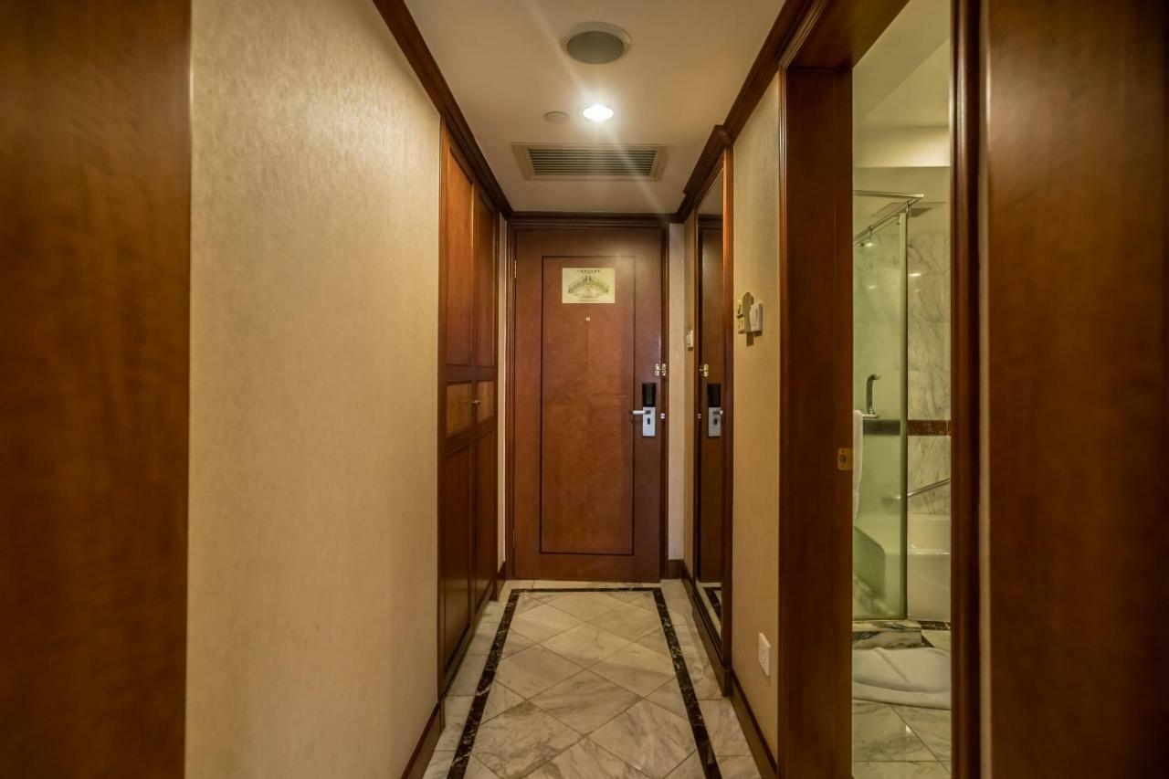 Crowne Plaza Zhanjiang Kang Yi, An Ihg Hotel Екстер'єр фото