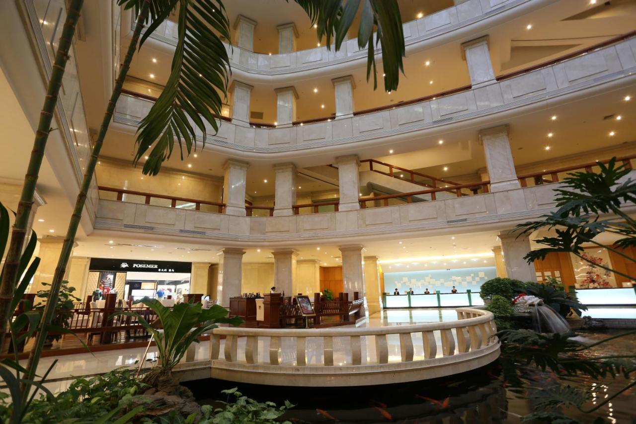 Crowne Plaza Zhanjiang Kang Yi, An Ihg Hotel Екстер'єр фото