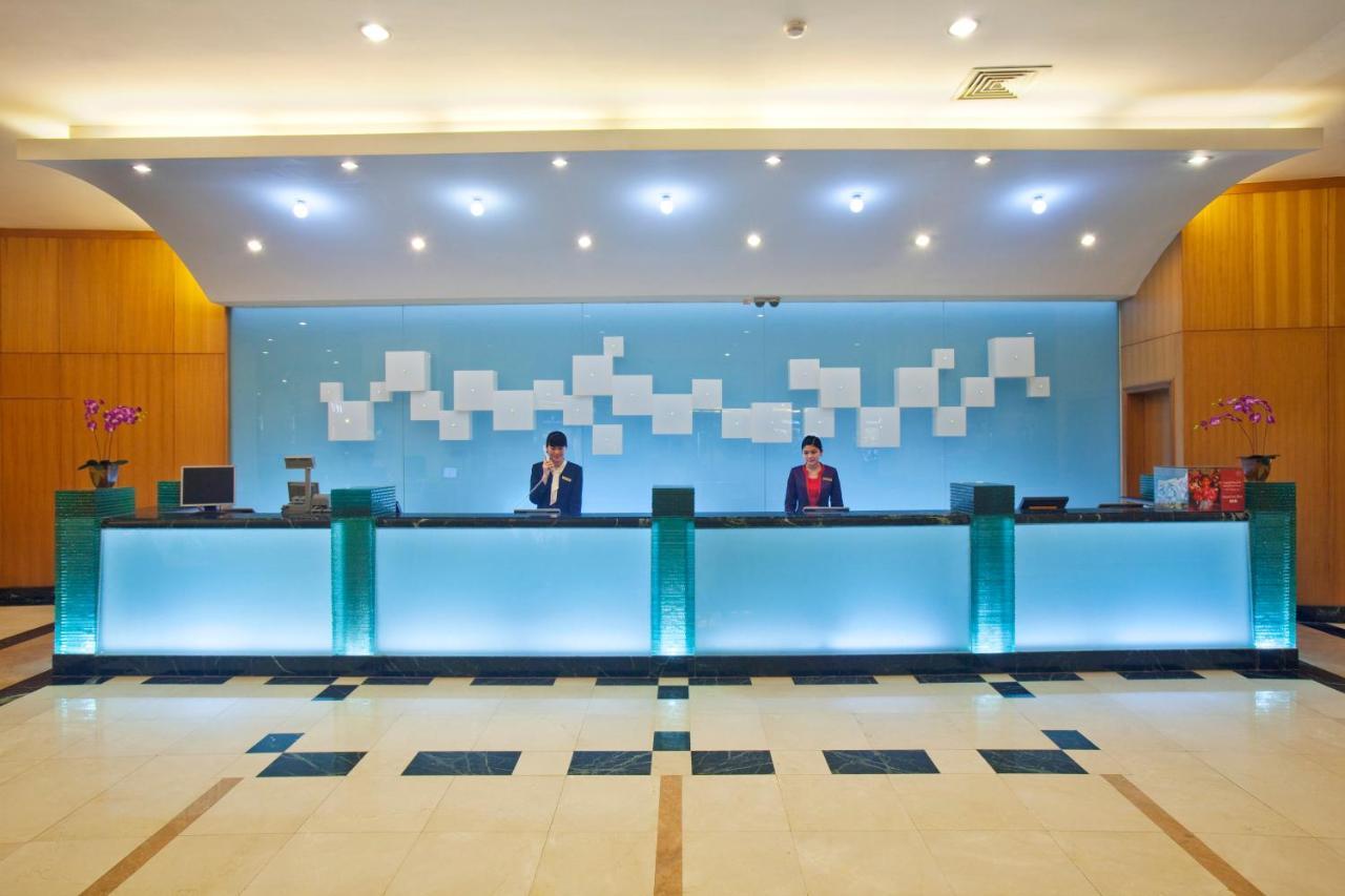 Crowne Plaza Zhanjiang Kang Yi, An Ihg Hotel Екстер'єр фото