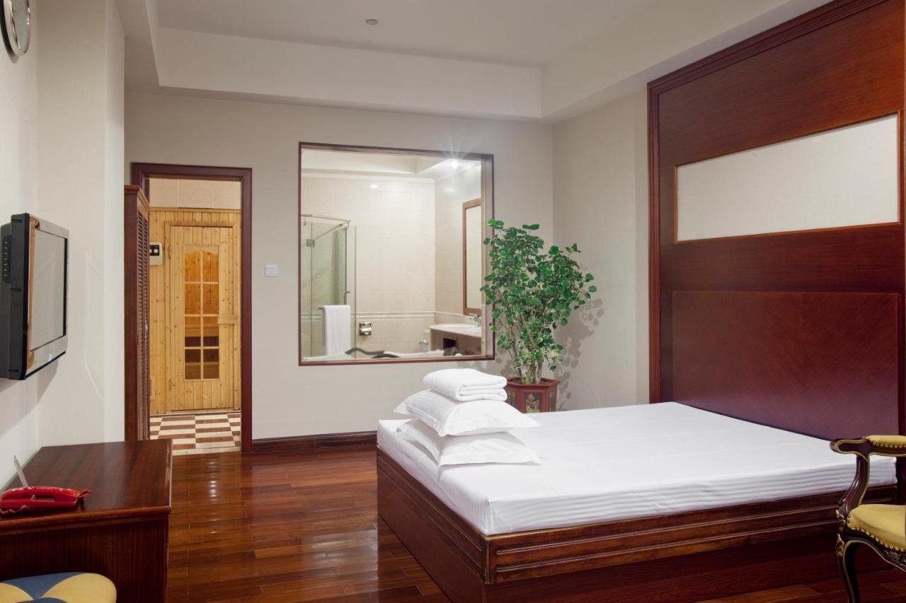 Crowne Plaza Zhanjiang Kang Yi, An Ihg Hotel Екстер'єр фото